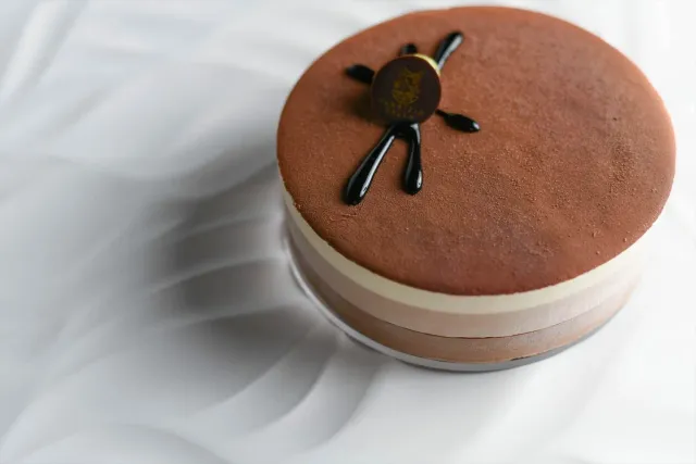 Fabrizio Galla Torta Tre Cioccolati 8/10 persone pan di spagna